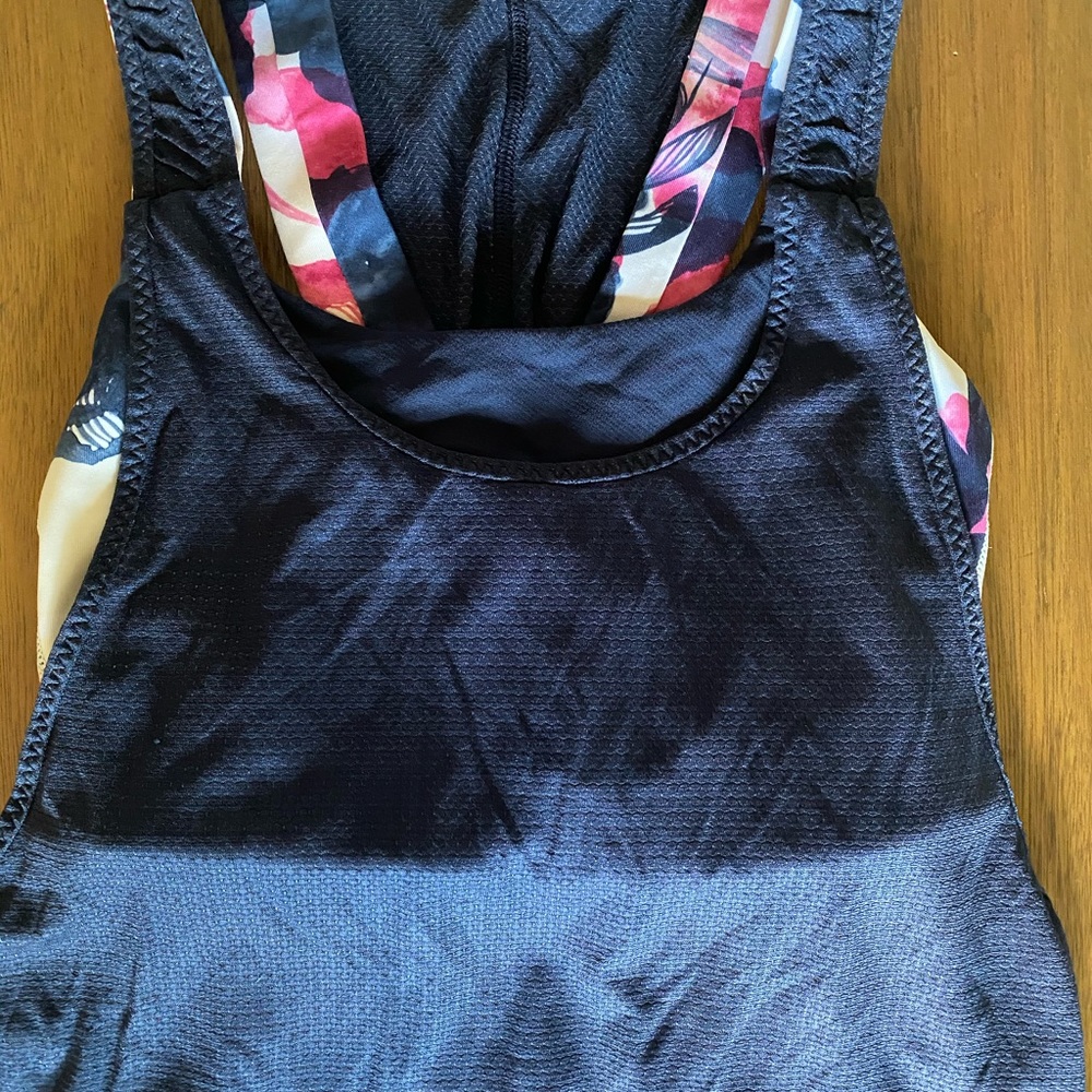 Lululemon Top - Picture 2 of 12